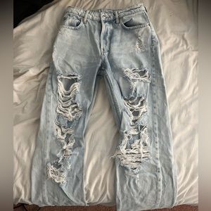 H&M 90s Boyfriend Jeans